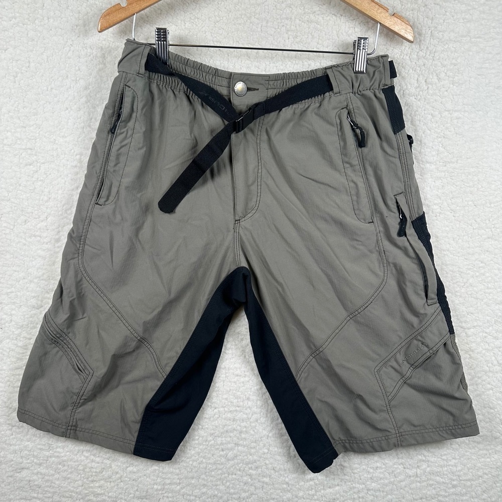 Endura Hummvee Mountain Bike Shorts Mens XL Gray Black E8025 MTB Cargo Cycling